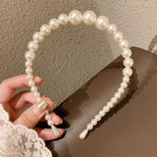 Load image into Gallery viewer, Elegance Meets Luxury - Discover our Pearl Headbands
