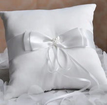 Load image into Gallery viewer, Flower Girl Satin Basket with Pearl Centred Bow &amp; Matching Ring Pillow
